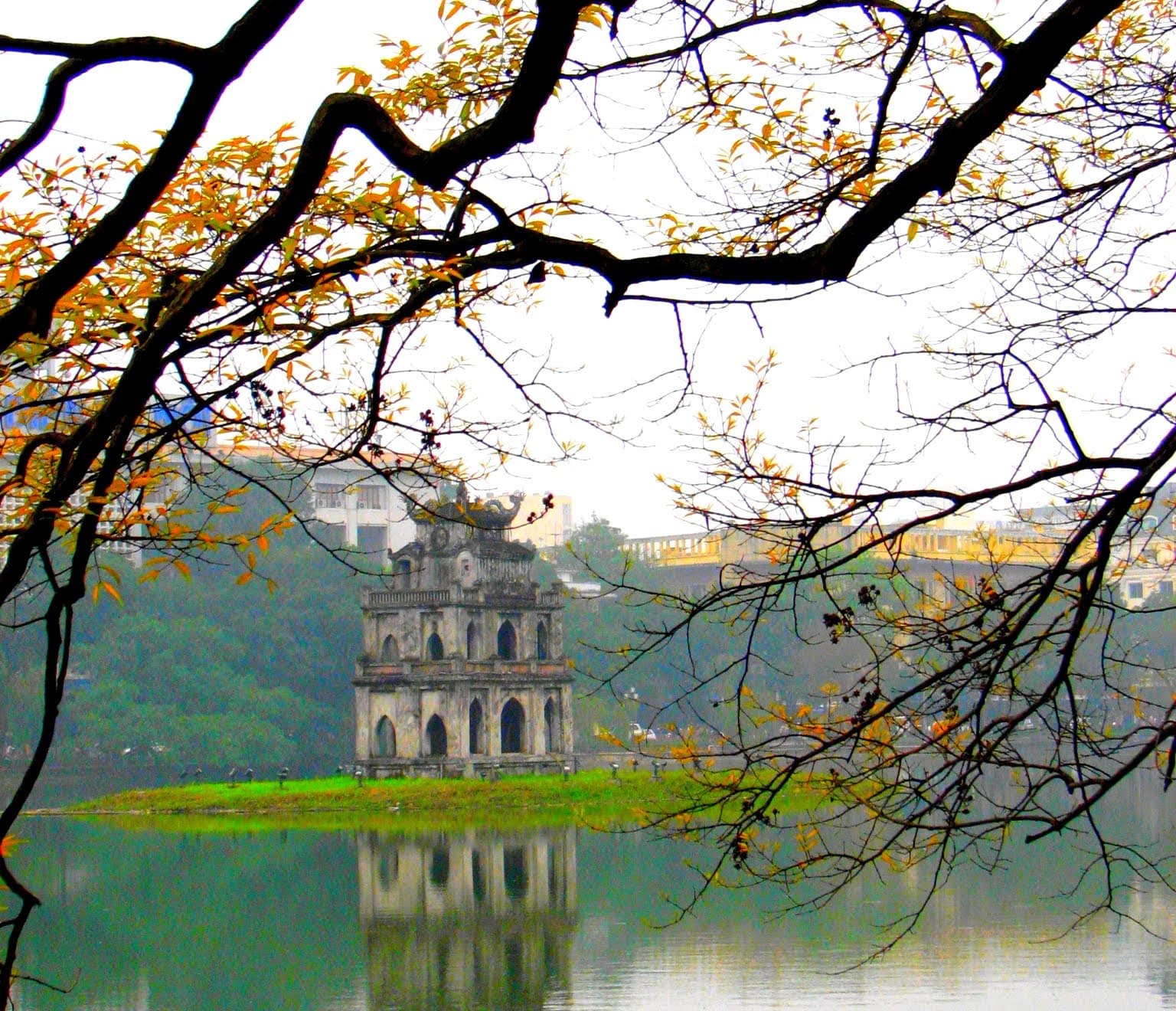 Hoàn Kiếm Lake, Hanoi