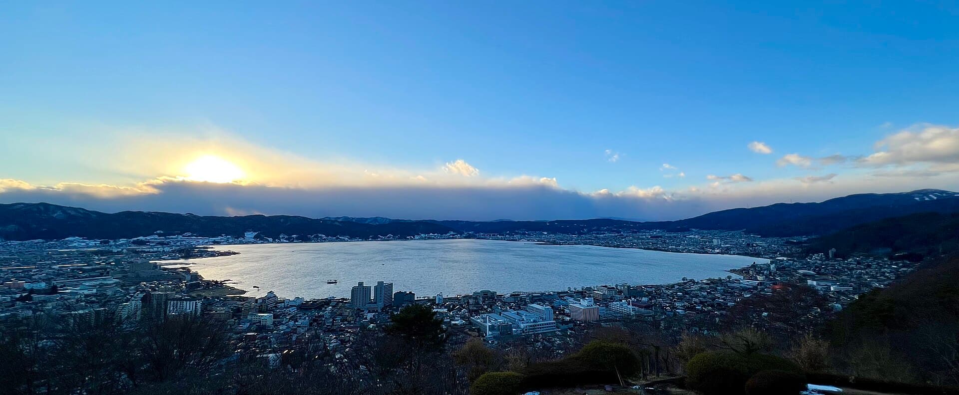 Lake Suwa, Suwa (Nagano)